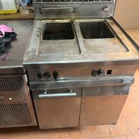 Friggitrice professionale a gas a due vasche