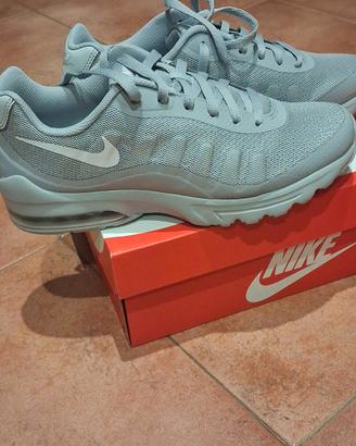 Scarpe Nike mod. Air Max Invigor nuove