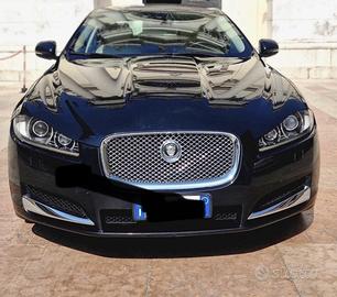 Jaguar xf 3.0 v6 241 cv bi turbo