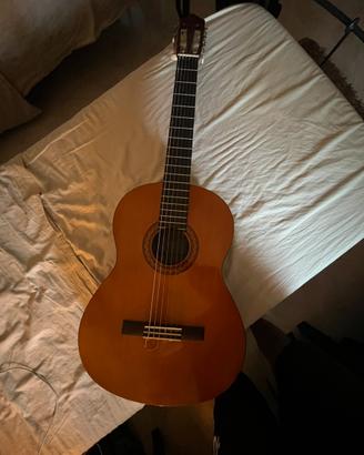 Yamaha C40