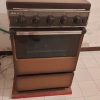 cucina economica a gas con forno a gas