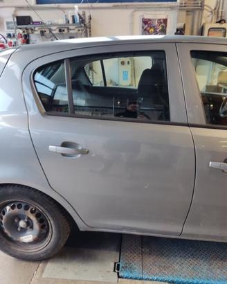Porta posteriore dx OPEL CORSA D del 2008