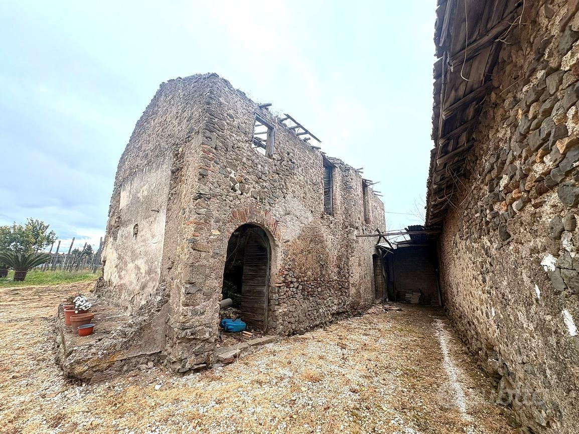 RUSTICO A LARIANO - Vista 5