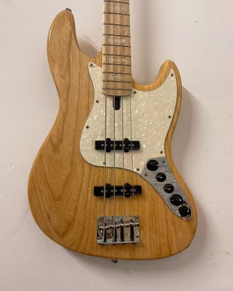 Basso Marcus Miller V7 2 generazione