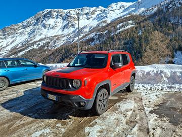 Renegade 2.0 Mjt 170cv Trailhawk 4x4 con ridotte