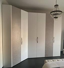 Armadio angolare come nuovo – da 1900€ a 500!