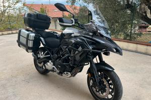 Benelli TRK 502 “Stradale”