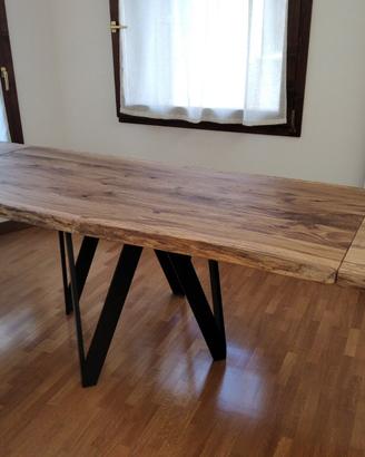 tavolo gambe ferro W piano rovere rustico