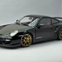 Porsche GT2 RS 1:18