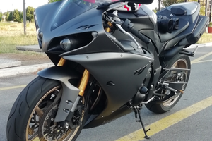 Yamaha R1 2014