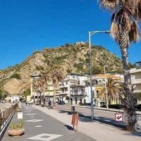 Capo d'Orlando, appartamento con p. auto a pochi