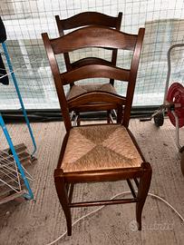 Sedie in legno massello