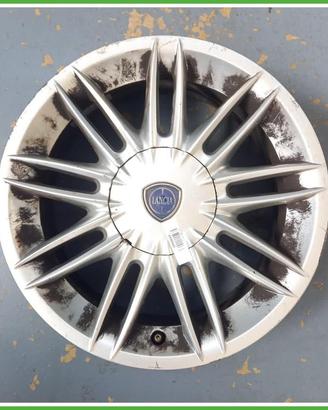 Cerchio Singolo in Lega Lancia Musa 2 Serie 15