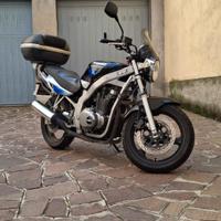 Suzuki GS 500 - 2004