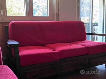 Divano letto con struttura in legno massello