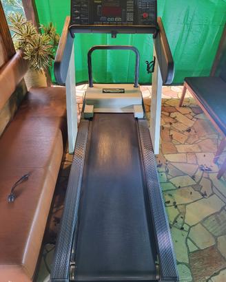 TAPIS ROULANT PROFESSIONALE RUNRACE TECHNOGYM