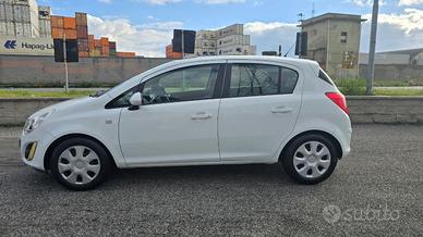 Opel Corsa D - 2013 - 1.2 GPL