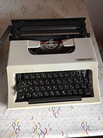 Macchina da scrivere