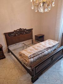 Letto matrimoniale in legno