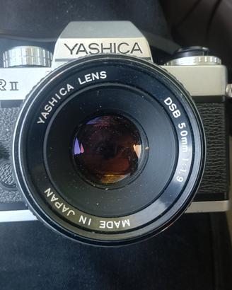 Yashica FR II con obiettivo ML 50mm 1.9 DSB 