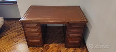scrivania legno massello e pelle