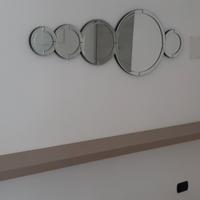 Specchio con mensola