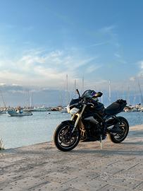 Street triple 676