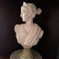 Scultura busto Diana