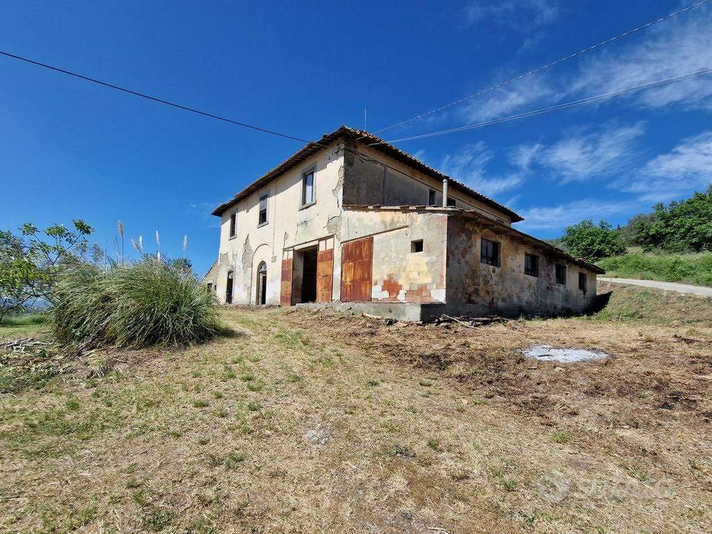 Rustico / Casale di 904 m² con più di 5 locali e b - Vista 5