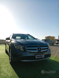 MERCEDES GLA 200 D AUTOMATICA