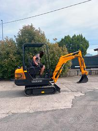 E300- ESCAVATORE YANMAR B15