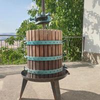 Torchio antico in legno e ferro – ottime condizion