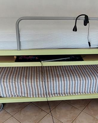 Letto singolo ragazzo con scrivania