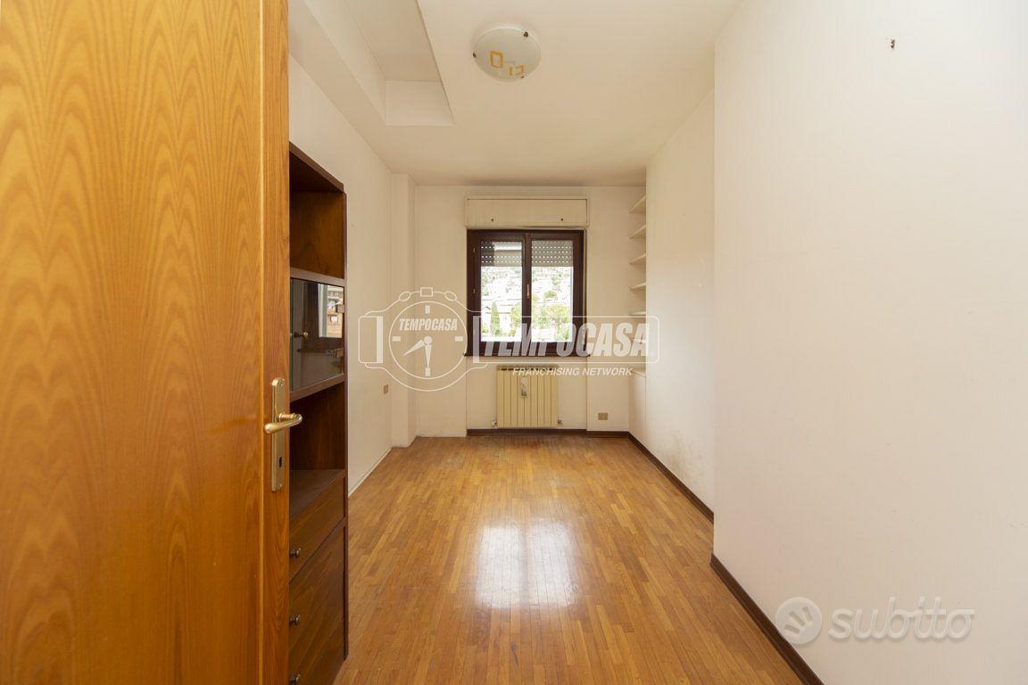 Apartment in Perugia, Lacugnano - Altro