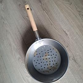Padella in acciaio per castagne (nuova)