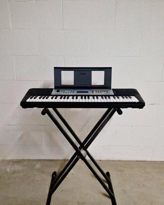 Tastiera Yamaha PSR-E253 (come nuova) + Supporto