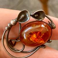 Spilla argento con ambra