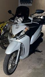Honda sh 300
