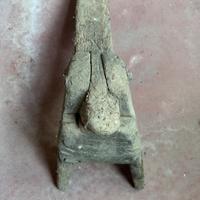 Antico sgabello per mungitura