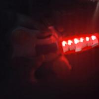 Chitarra con effetti luminosi e sonori