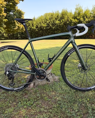 Bici Gravel  praticamente nuova al top.