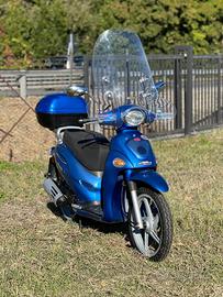 Kymco People 150