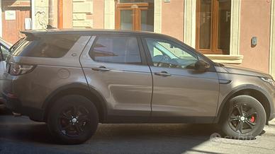 LAND ROVER DISCIVERY SPORT