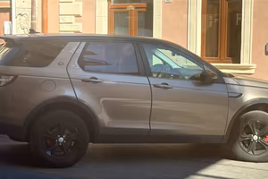 LAND ROVER DISCIVERY SPORT