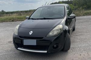 Renault Clio 1.5 dCi NEOPATENTATI