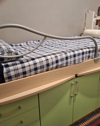 Mobile letto con cassettiera