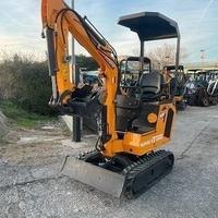 Escavatore miniescavatore