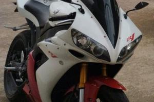 r1 Yamaha 
