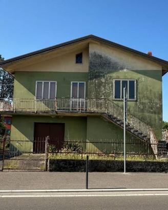 Villa di 230 m² con 5 locali e box auto doppio a S