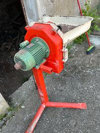 Mulino elettrico per grano